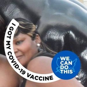 Meet your Posher, Debra a